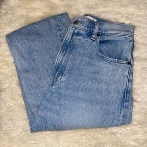 Abercrombie 90 straight ultra high rise curve love